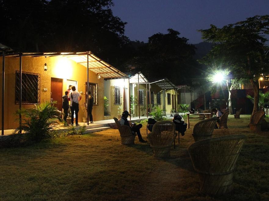 Elephant Brook Resort Rishīkesh Extérieur photo